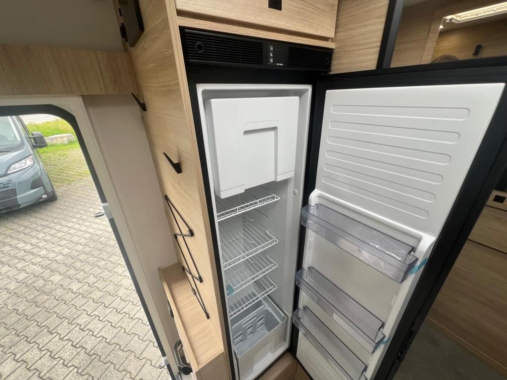 Autohaus Zimpel & Franke - Challenger Challenger 260 SONDERMODELL+Solar+Markise - Bild 7 Autohaus Zimpel & Franke - Challenger Challenger 260 SONDERMODELL+Solar+Markise - Bild 7