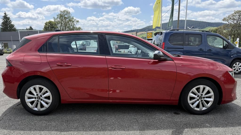 Autohaus Zimpel - Opel Astra Enjoy 1.2T 180Kamera+Klimaautomatik+SHZ+LH - Bild 4 Autohaus Zimpel - Opel Astra Enjoy 1.2T 180Kamera+Klimaautomatik+SHZ+LH - Bild 4