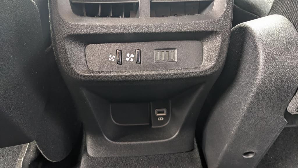 Autohaus Zimpel & Franke -  Opel COMBO LIFE Edition 1.5 Standheizung - Bild 11