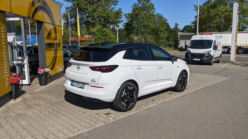 Autohaus Zimpel & Franke -  Opel GRANDLAND GSe Hybrid Allrad 221kW 300 PS - Bild 5