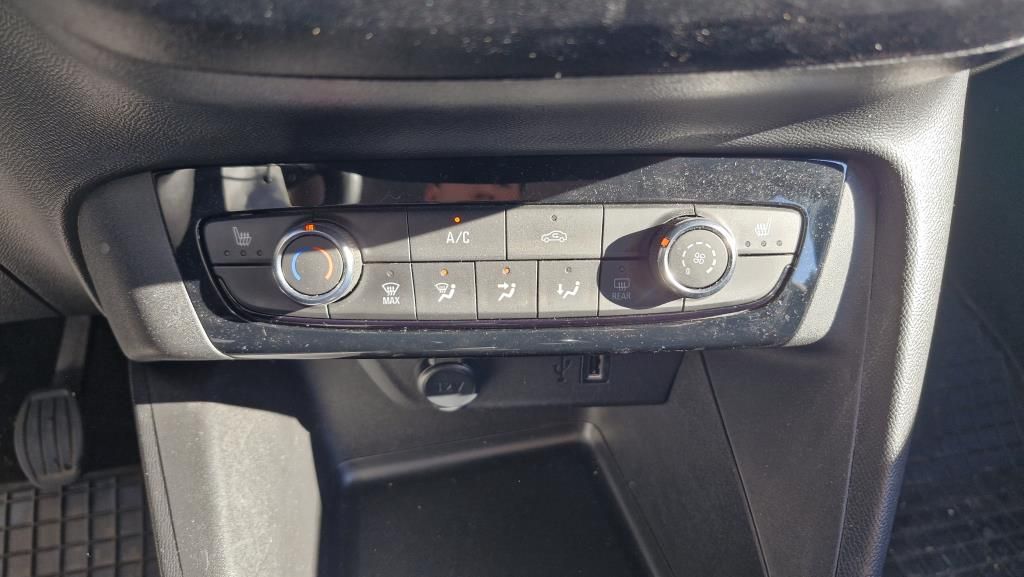 Autohaus Zimpel - Opel Corsa 1.2 Sitzheizung+Einparkhilfe hinten - Bild 14 Autohaus Zimpel - Opel Corsa 1.2 Sitzheizung+Einparkhilfe hinten - Bild 14