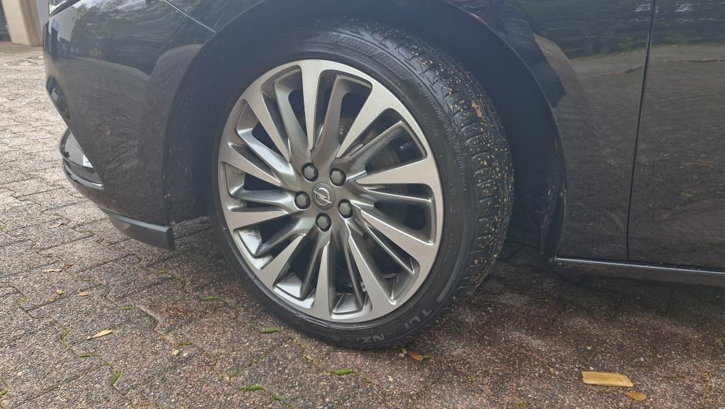 Autohaus Zimpel - Opel Astra 5-Türer 1.6T Ultimate IntelliLux+Leder - Bild 7 Autohaus Zimpel - Opel Astra 5-Türer 1.6T Ultimate IntelliLux+Leder - Bild 7