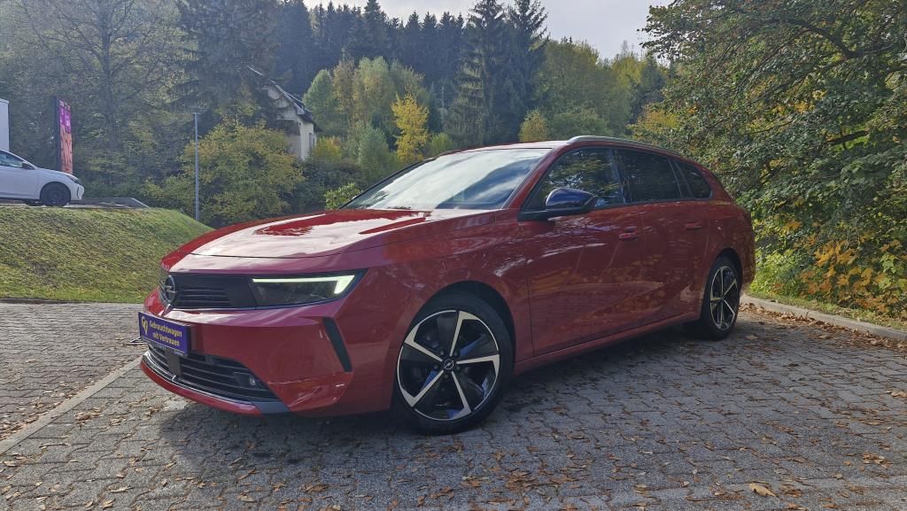 Autohaus Zimpel - Opel Astra ST 1.2T Elegance Navi+Keyless+NSW - Bild 1 Autohaus Zimpel - Opel Astra ST 1.2T Elegance Navi+Keyless+NSW - Bild 1