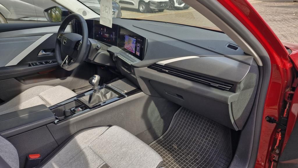 Autohaus Zimpel - Opel Astra ST 1.2T Elegance Navi+Keyless+NSW - Bild 11 Autohaus Zimpel - Opel Astra ST 1.2T Elegance Navi+Keyless+NSW - Bild 11