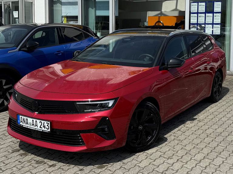 Produktbild Opel Astra Kombi GS Line 1.6 T 133 kW (180 PS) Plug-In-Hybrid
